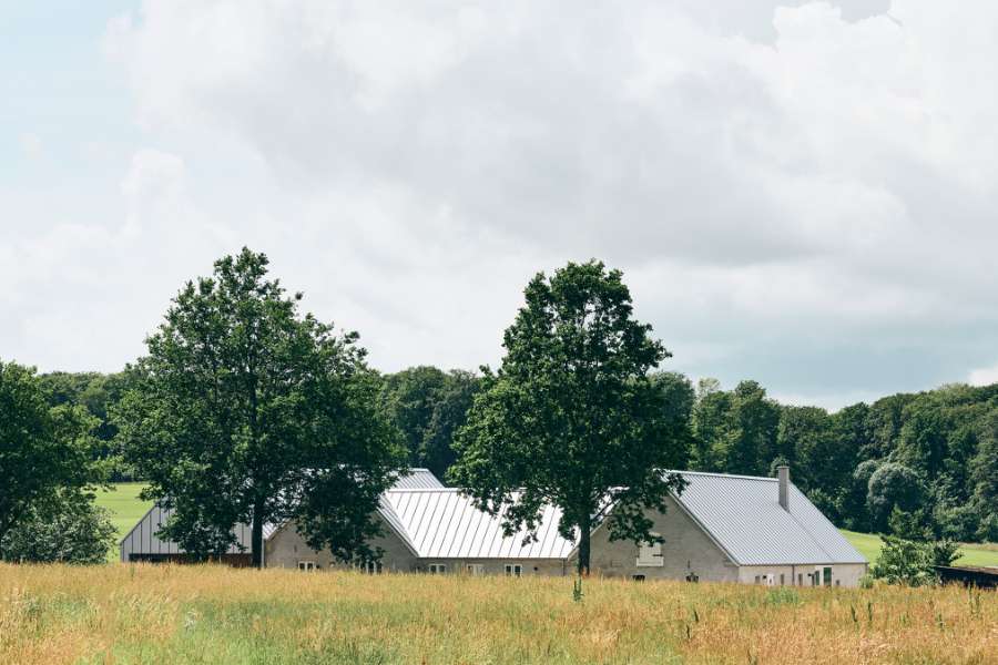 Nyt og gammelt i Jelling skriver fælles fremtidshistorie med stålprofiler, Feldmosevej 1 - 7300 Jelling